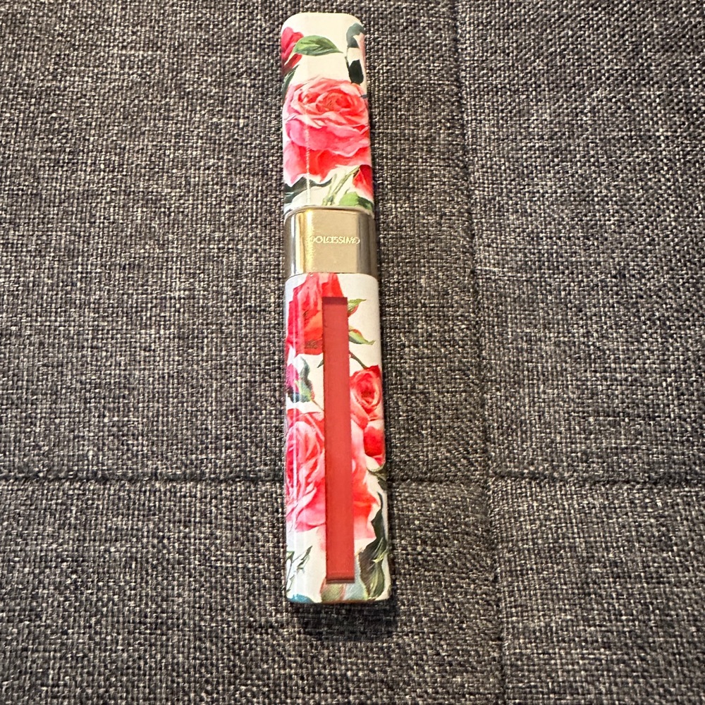 Dolce & Gabanna lipstick shade #3 Rosebud